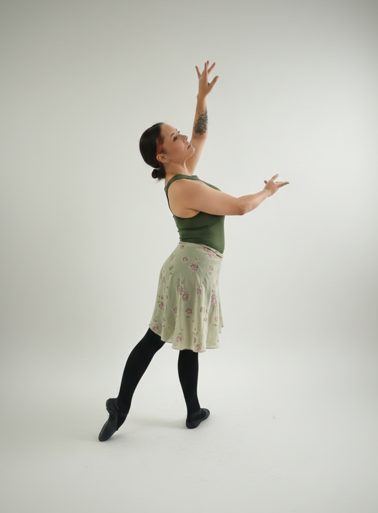 Ana Núñez, Instructora